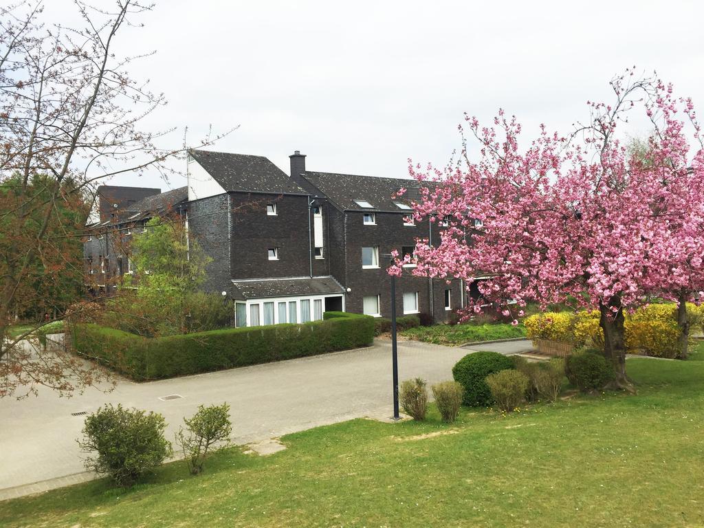 Auberge Des 3 Fontaines Auderghem Экстерьер фото