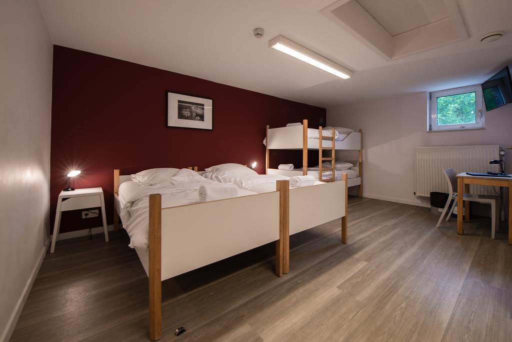 Auberge Des 3 Fontaines Auderghem Экстерьер фото