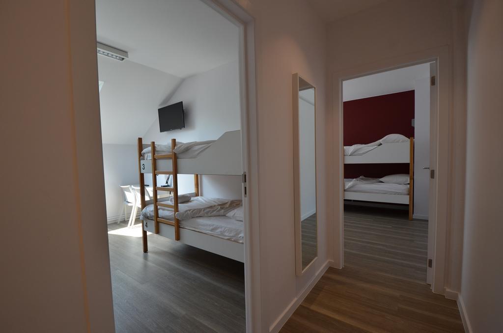 Auberge Des 3 Fontaines Auderghem Экстерьер фото